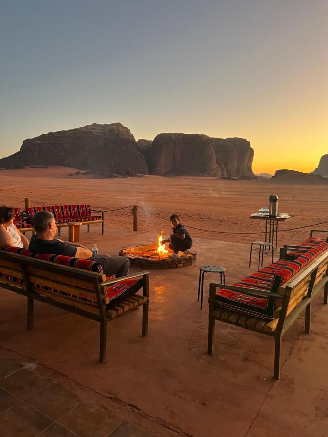 Wadi Rum Bedouin Camp מראה חיצוני תמונה